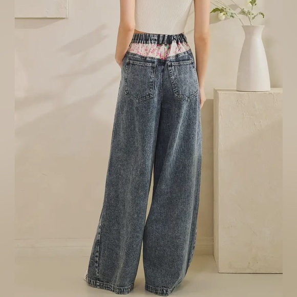 Oli & Hali Denim Floral Wide Leg Jeans - Picture 2 of 10